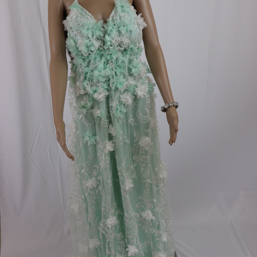 Custom made baby shower dress - Picture 2 of 7